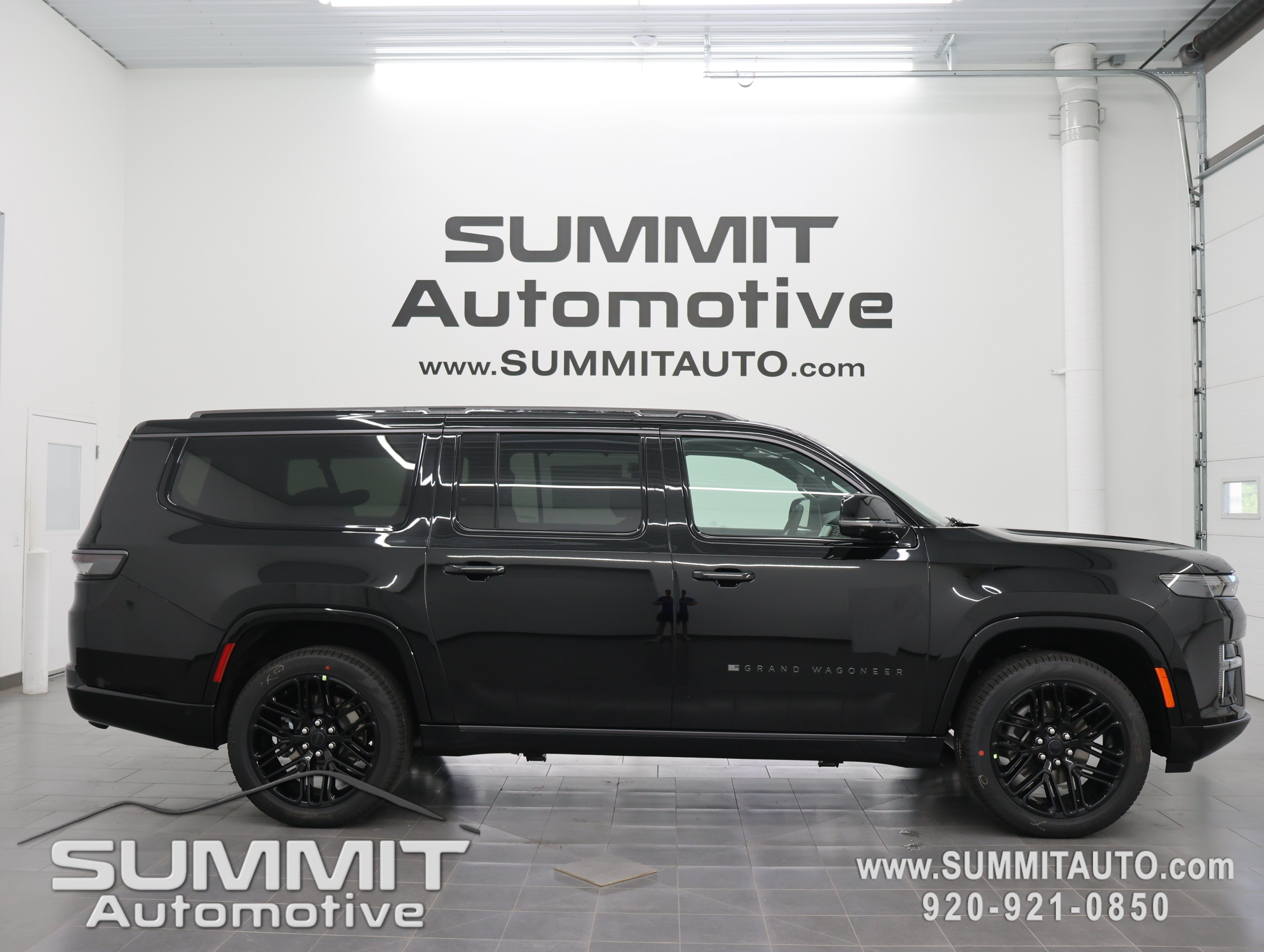 New 2026 Black Jeep Limited Reserve image 1
