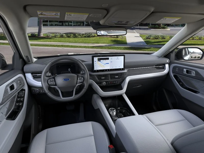 New 2026 Agate Black Metallic Ford Platinum™ image 9