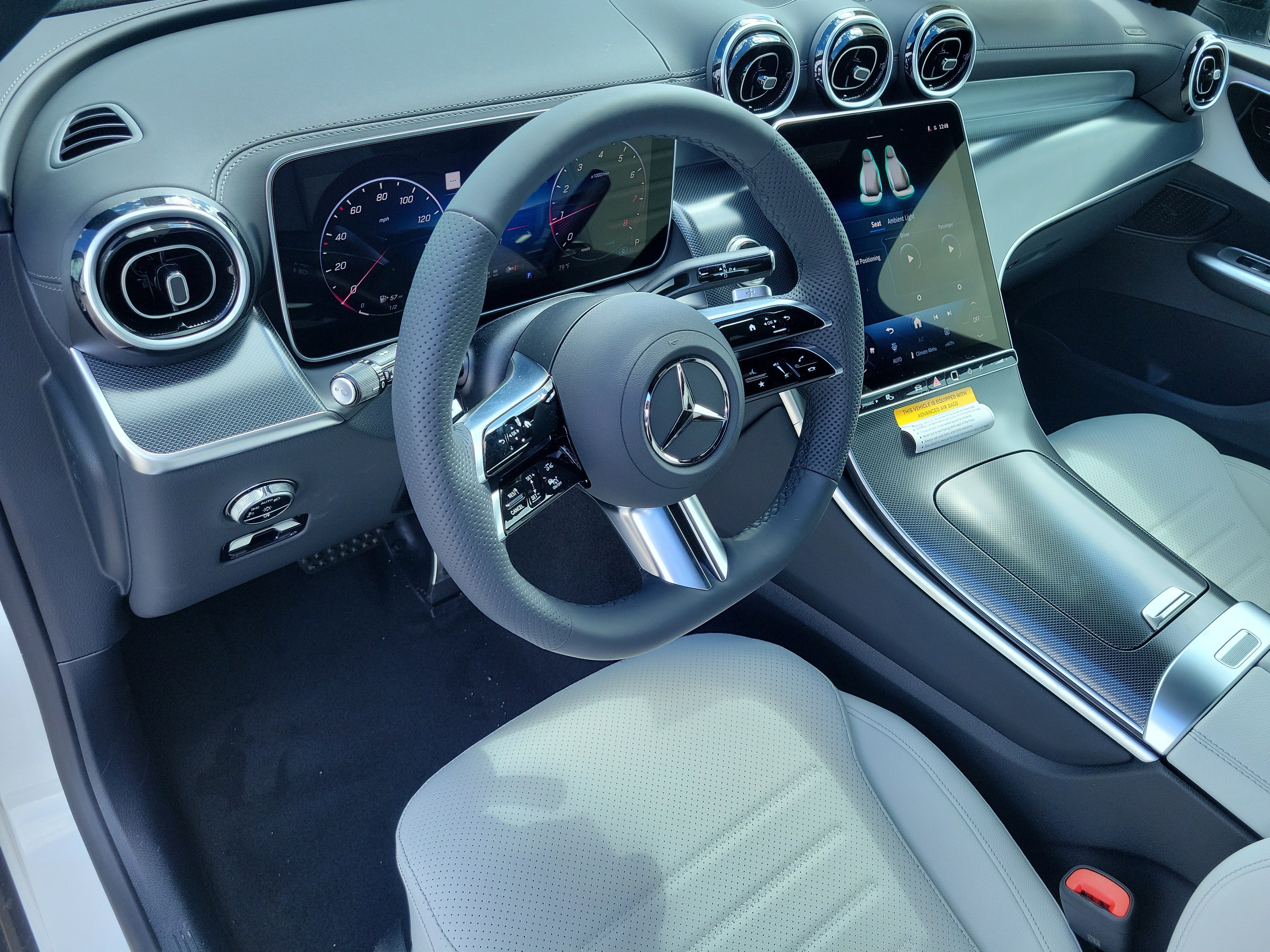 New 2026 Polar White Mercedes-Benz GLC 300 image 53