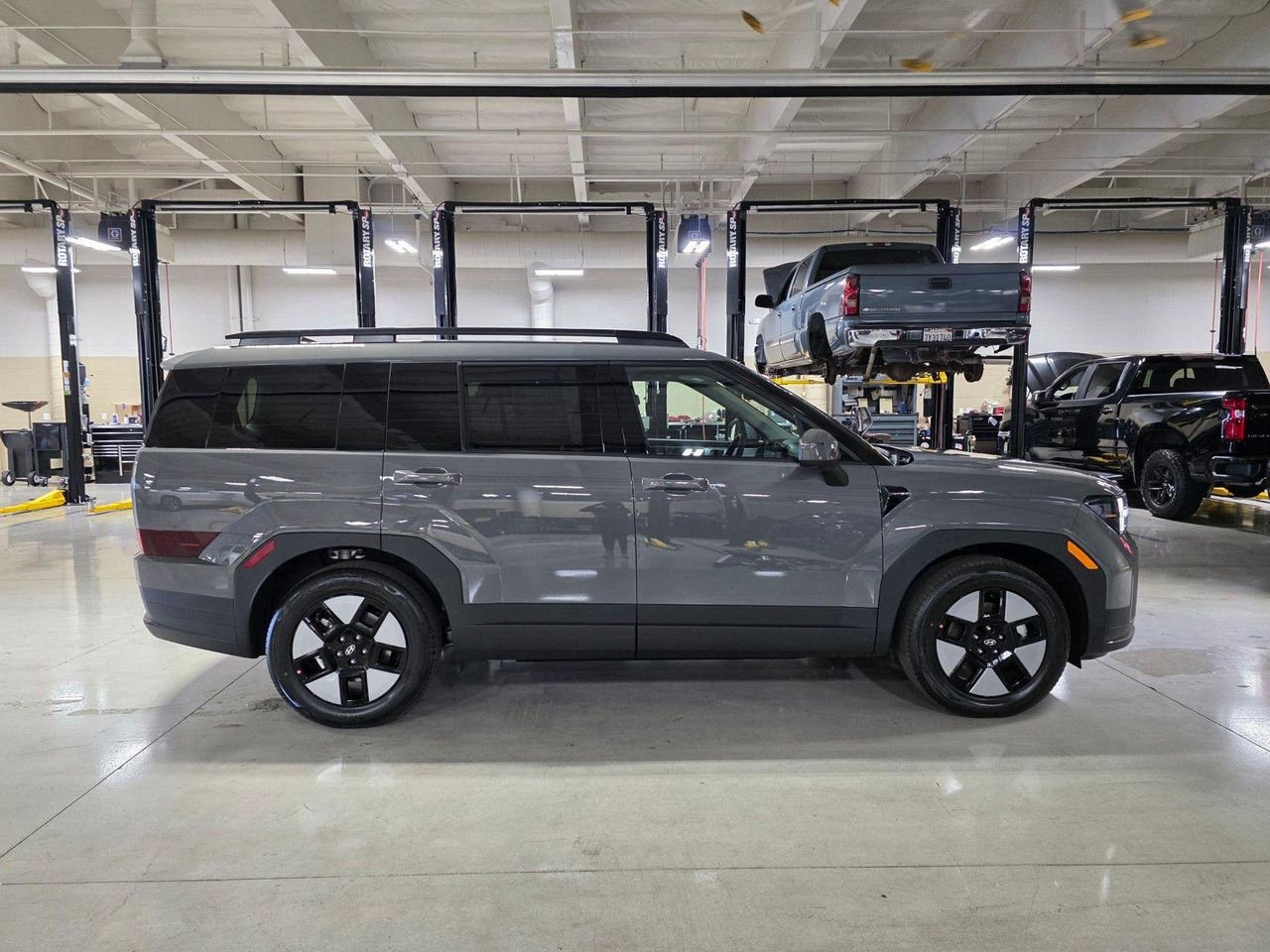 New 2026 Hampton Gray Hyundai SEL image 8