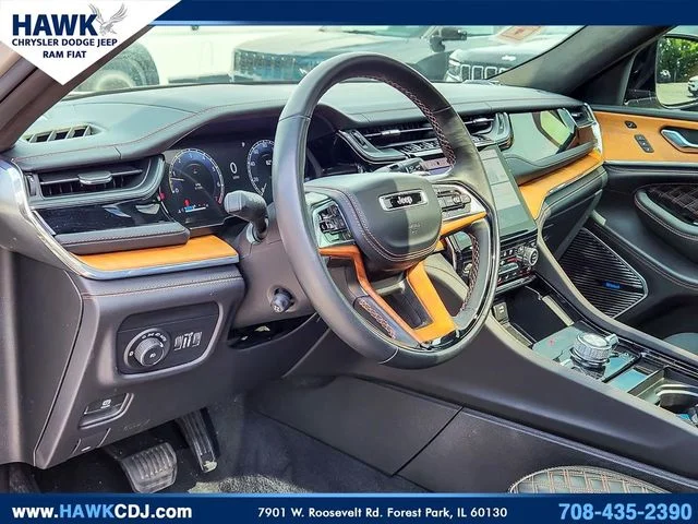 Certified Used 2024 Silver Jeep Summit image 9