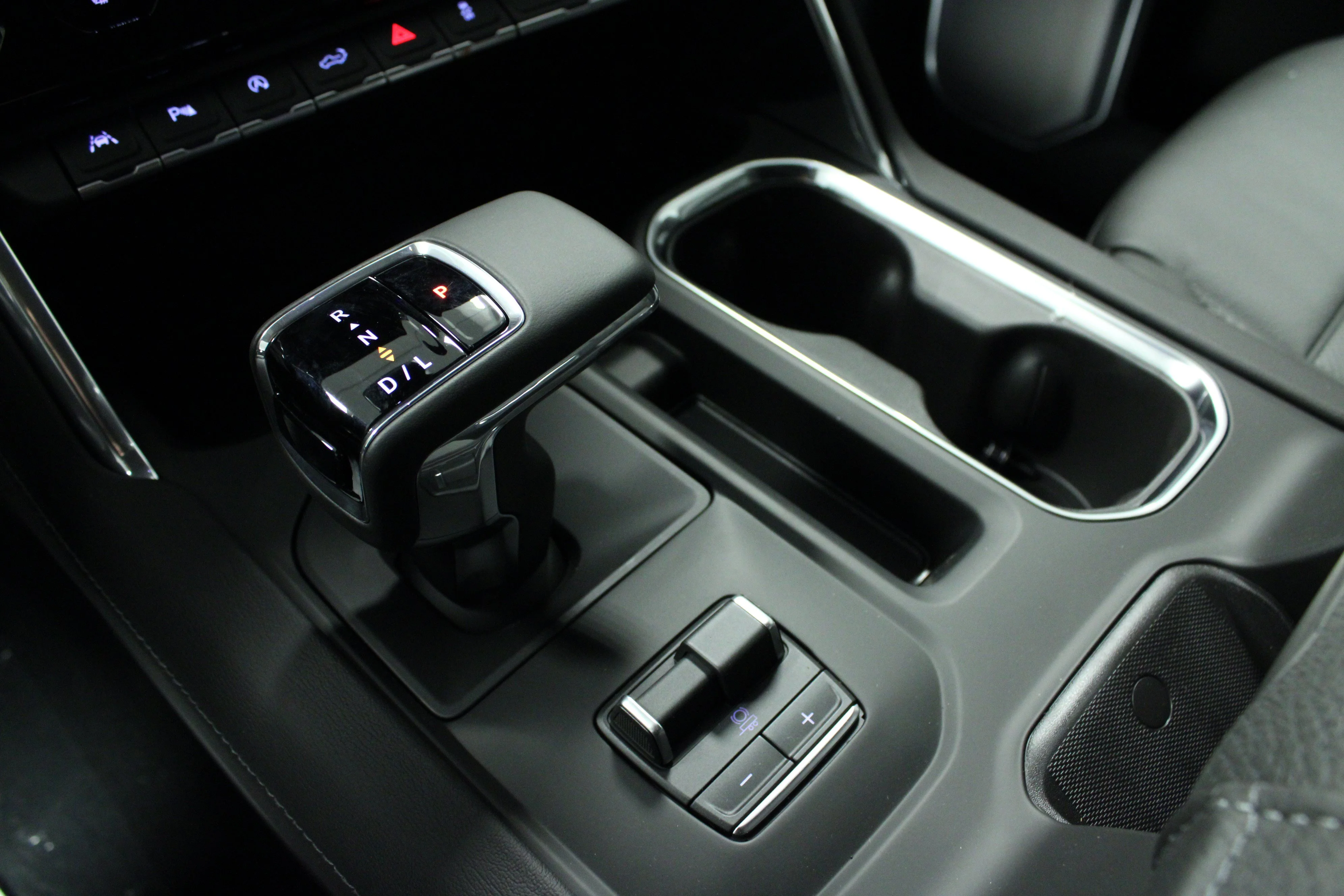 New 2026 Glacier White Tricoat GMC Denali image 23