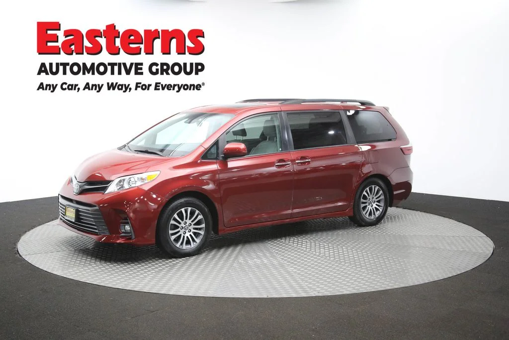 Used 2019 Red Toyota XLE image 59