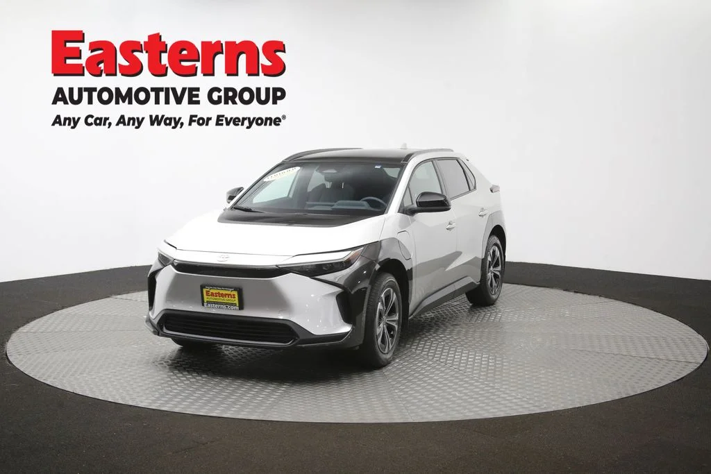 Used 2024 Silver Toyota XLE image 55