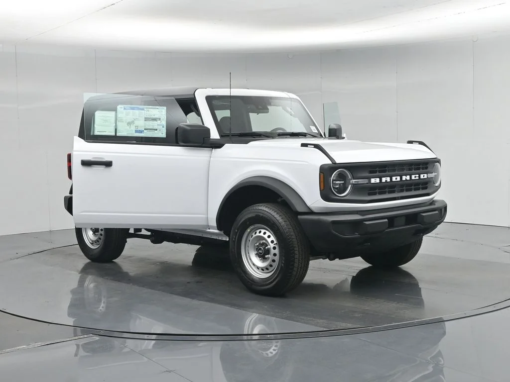 New 2026 Oxford White Ford Base image 29