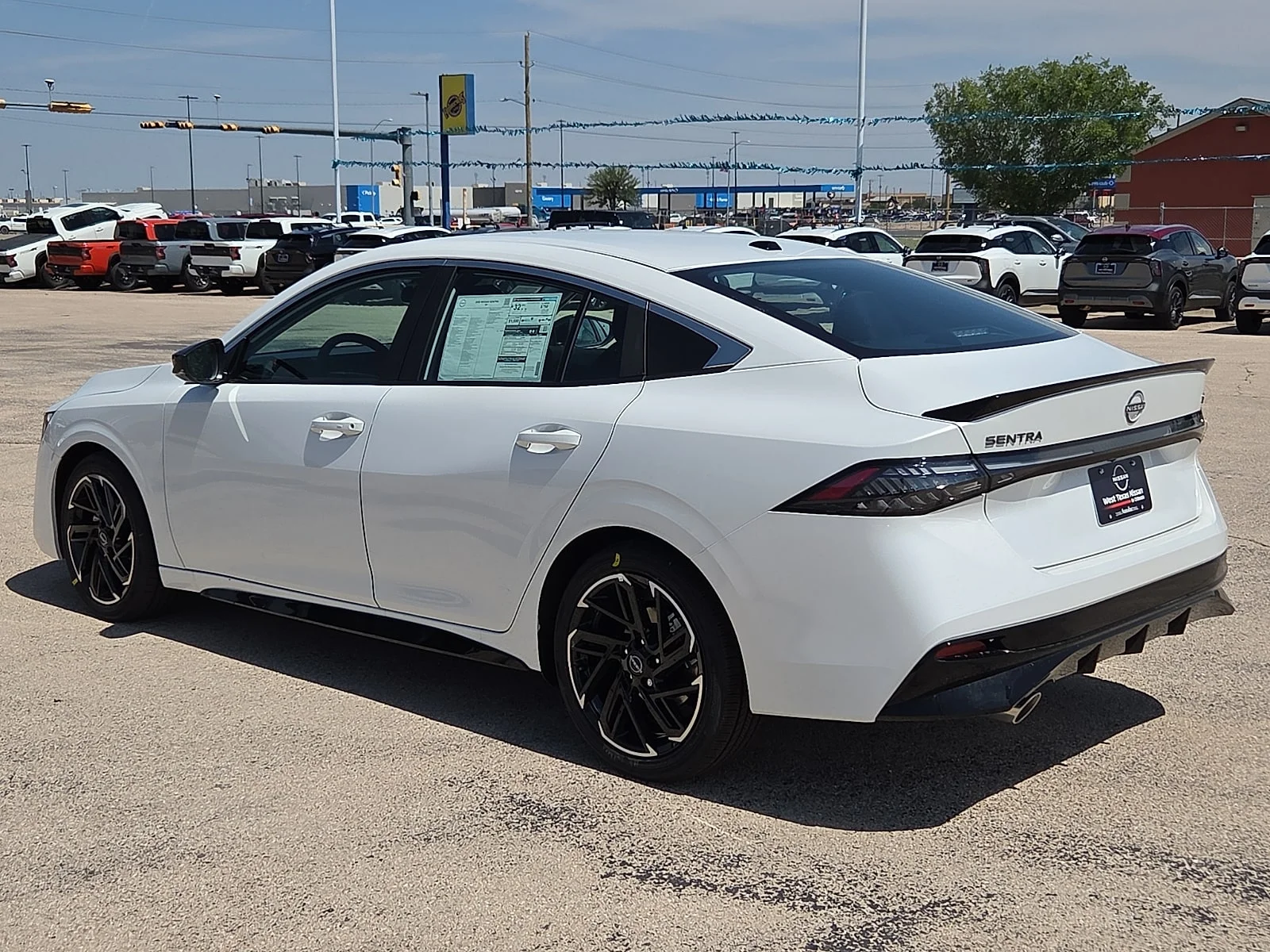 New 2026 QAC Aspen Whit Nissan SR image 3