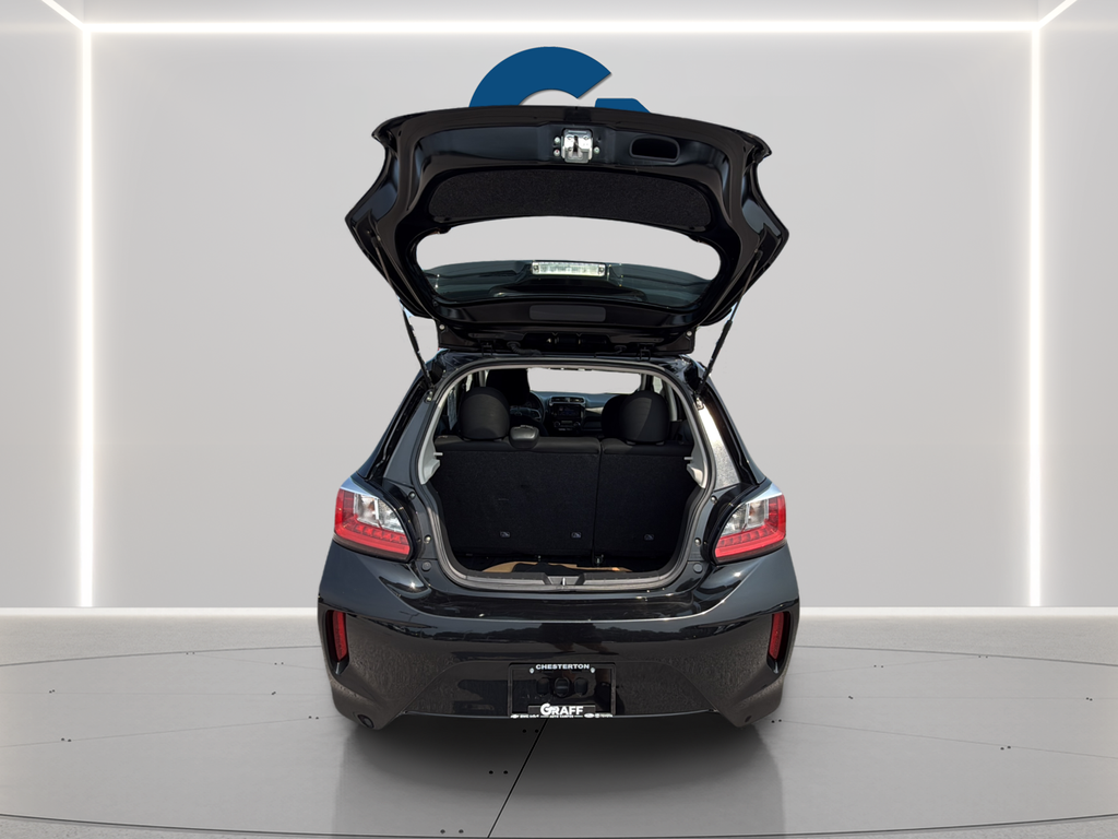 Used 2024  Mitsubishi ES image 16