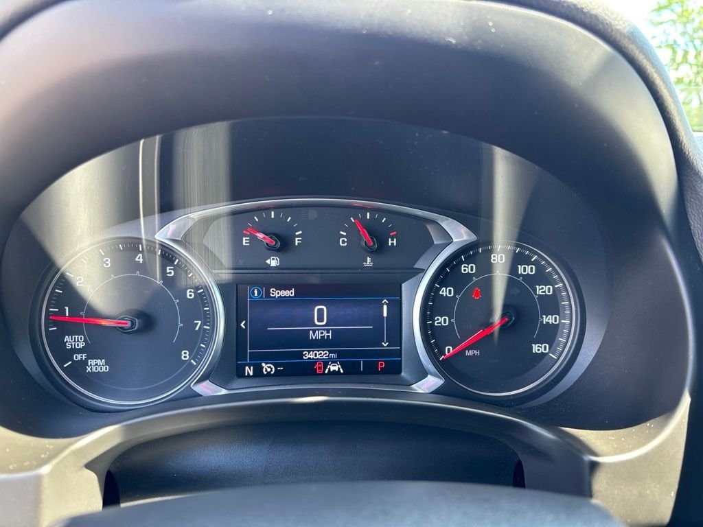 Used 2020 Blue GMC SLE image 25