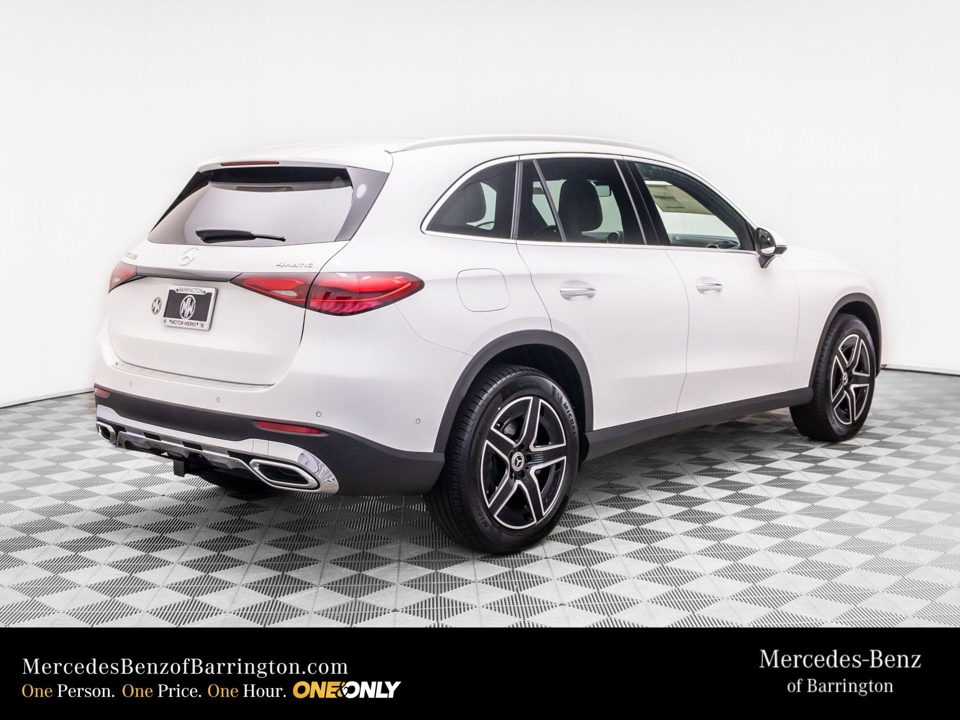 New 2026 Polar White Mercedes-Benz GLC 300 image 49