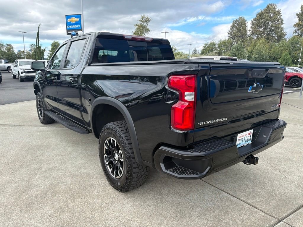 Used 2022 Black Chevrolet ZR2 image 3