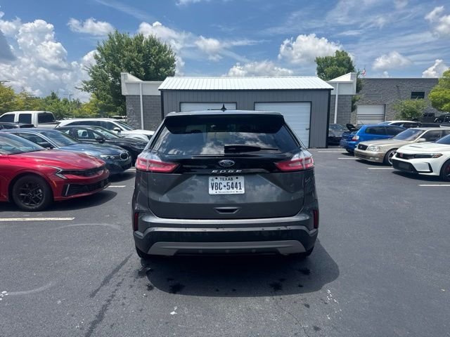 Used 2024 Gray Ford SEL image 4
