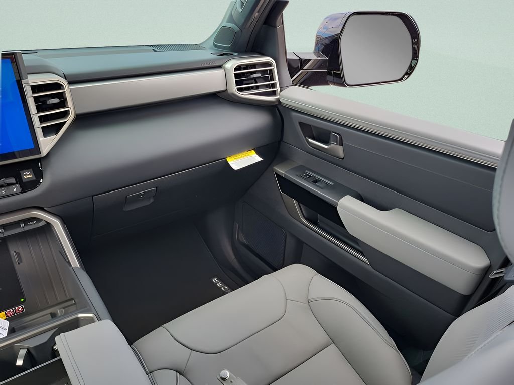 2026 Toyota Tundra Limited - Photo 14