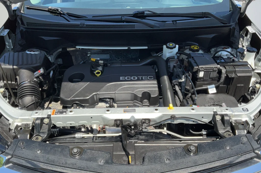 Used 2022 Silver Chevrolet LT image 22
