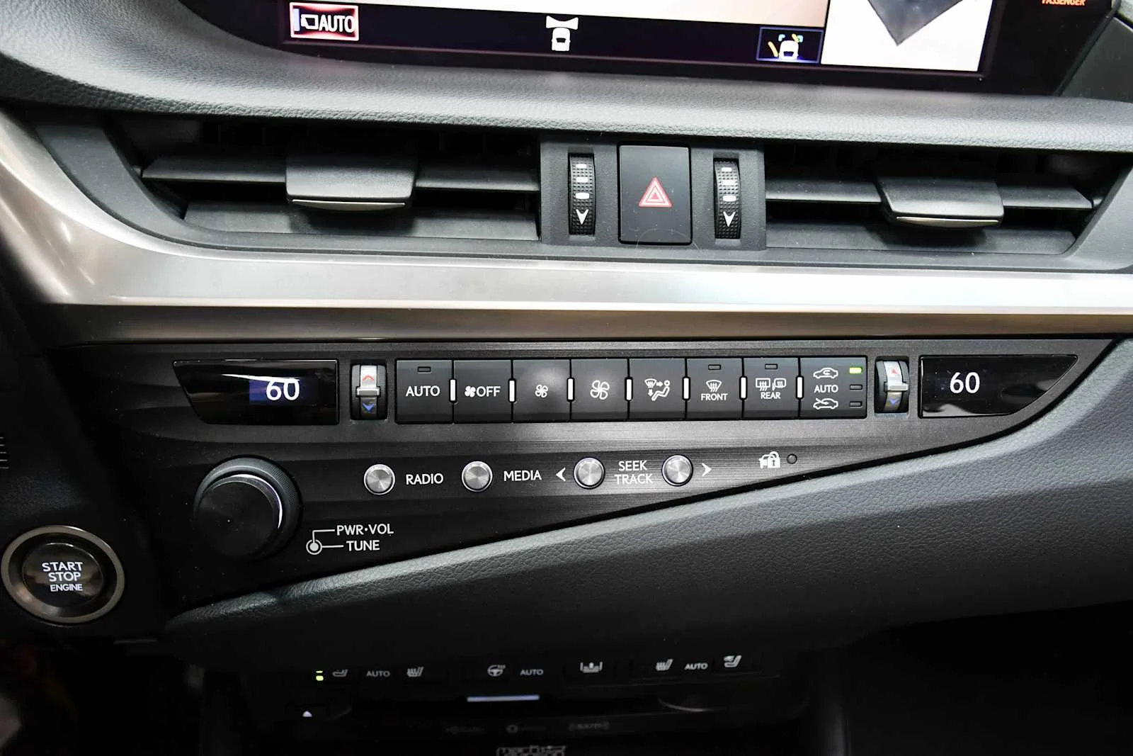 Used 2019 Moonbeam Beige Metallic Lexus Ultra Luxury image 22