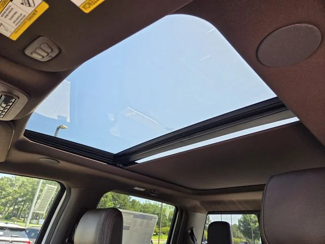 New 2026 Star White Metallic Tri-Coat Ford F-250® King Ranch® image 33
