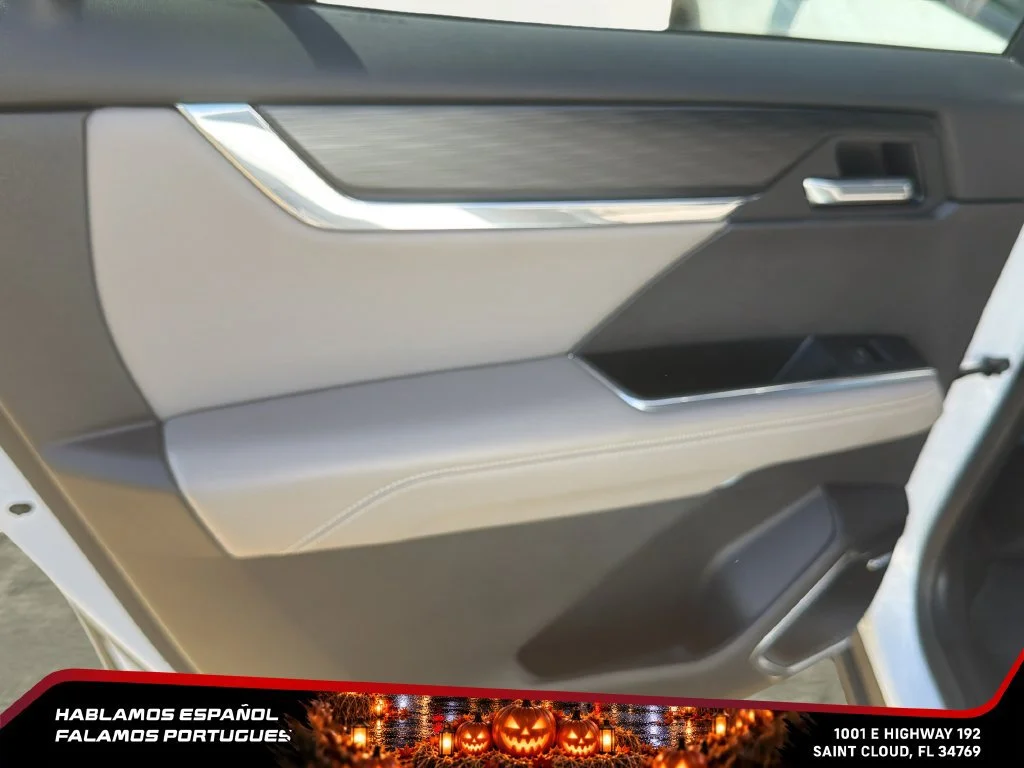 Certified Used 2026 Summit White GMC Elevation image 26