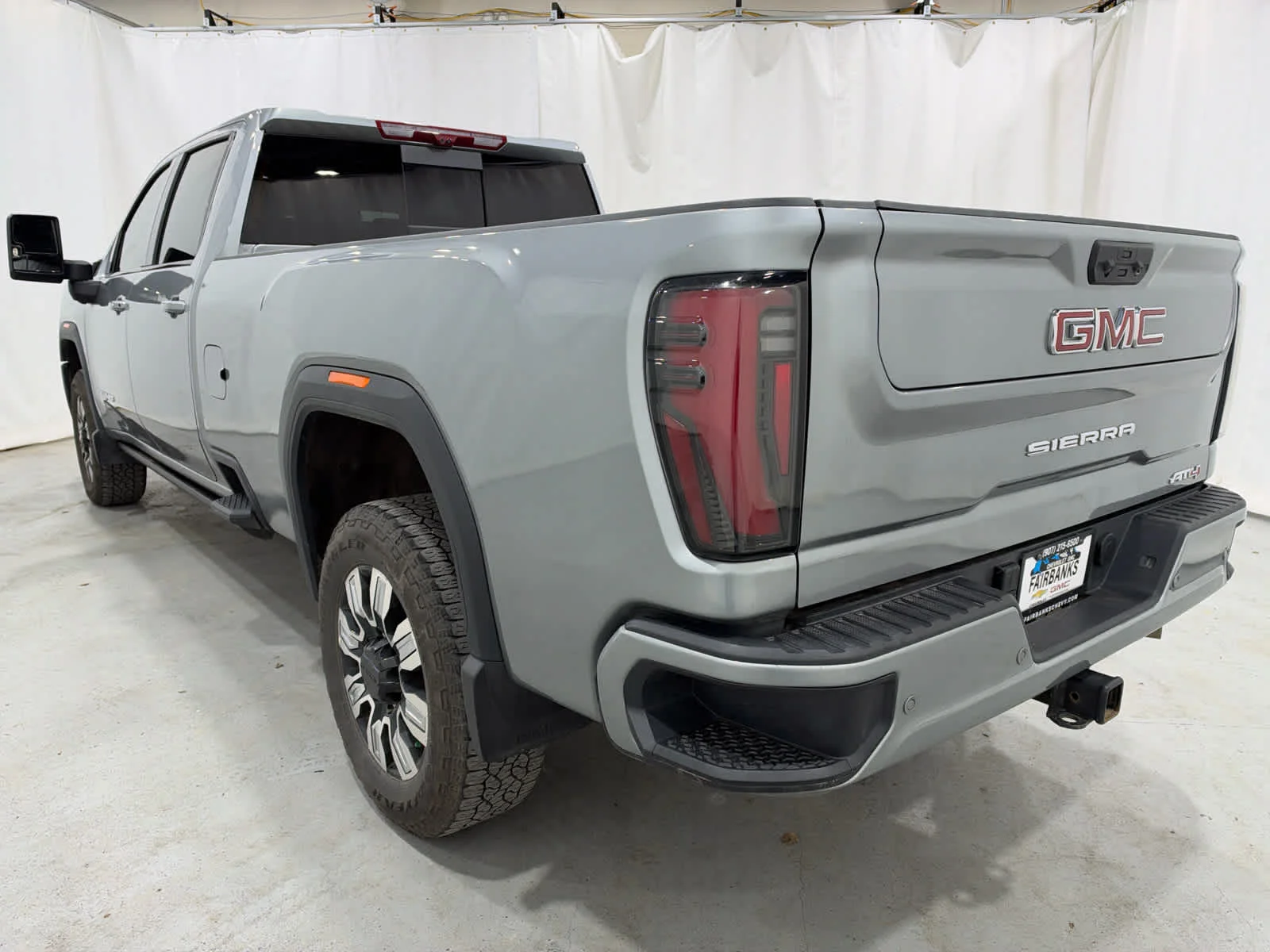 Certified Used 2025 Sterling Metallic GMC AT4 image 3