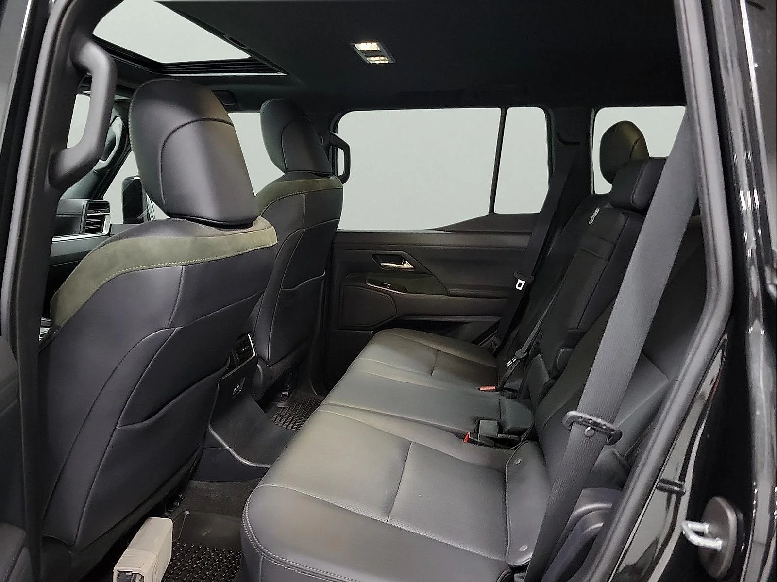 Used 2024 Black Lexus  image 8