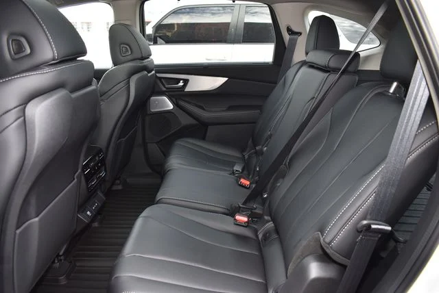 New 2026 Platinum White Pearl Acura Technology Package image 11