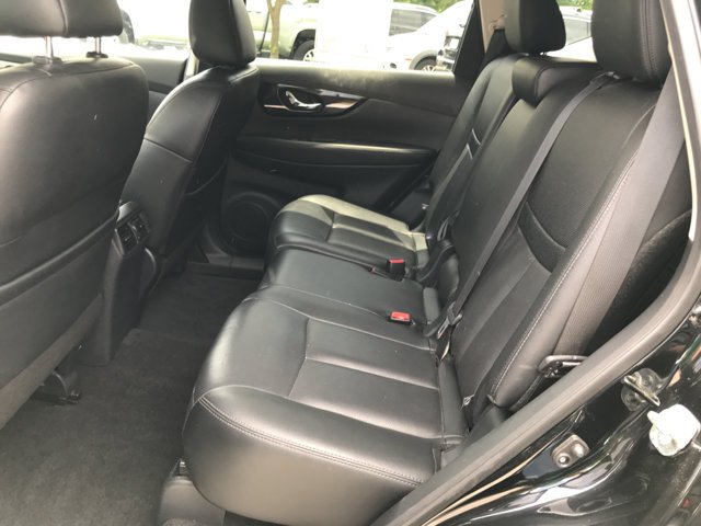 Used 2019 Magnetic Black Pearl Nissan SL image 24