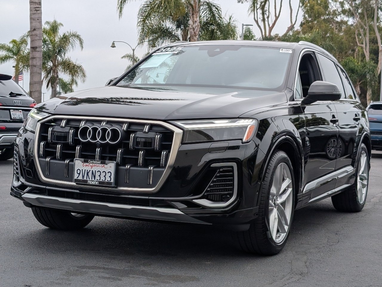 Used 2025 Mythos Black Metallic Audi 55 Premium Plus image 3