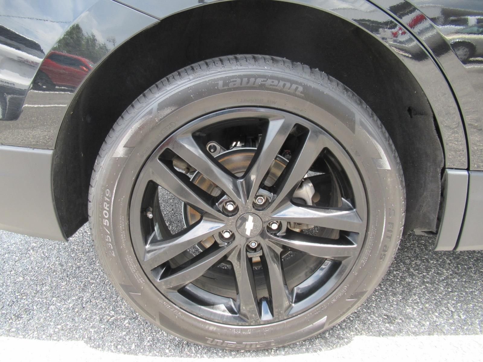 Used 2020 Black Chevrolet LT image 8