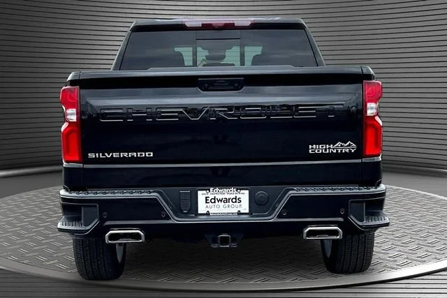 New 2026 Black Chevrolet High Country image 4