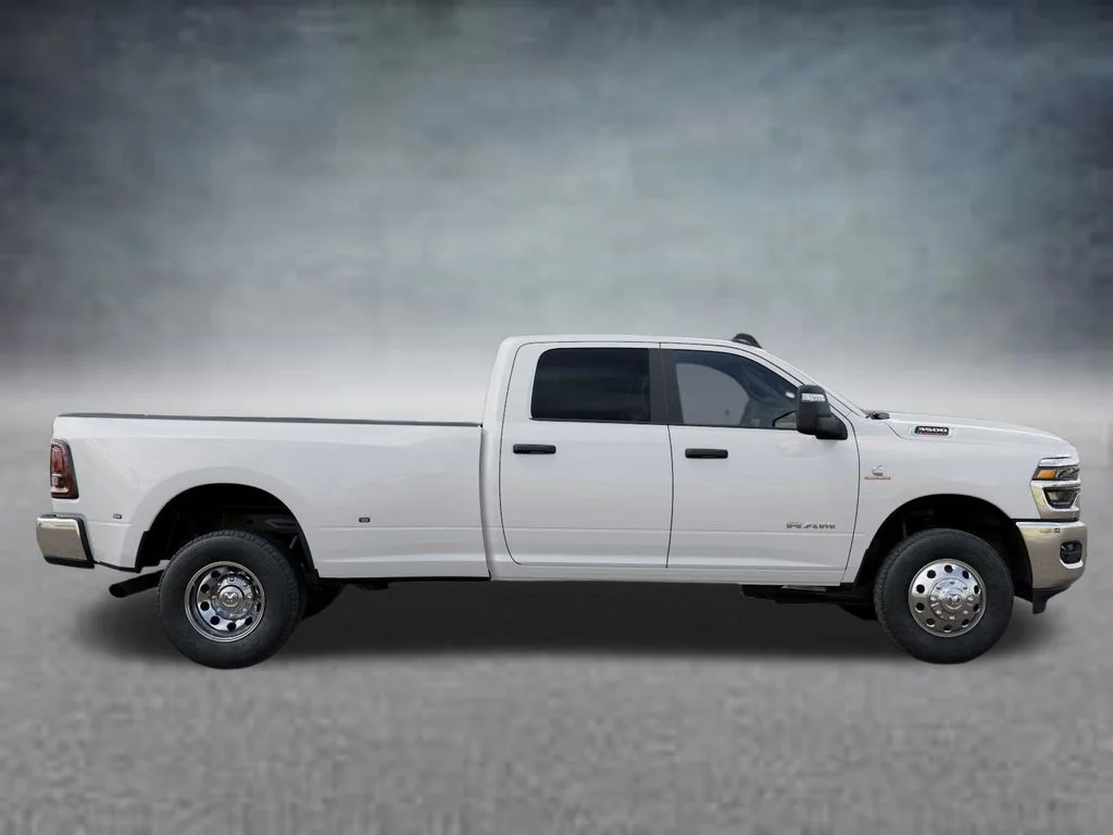 New 2026 Bright White Clear-Coat Exterior Paint RAM Big Horn image 21