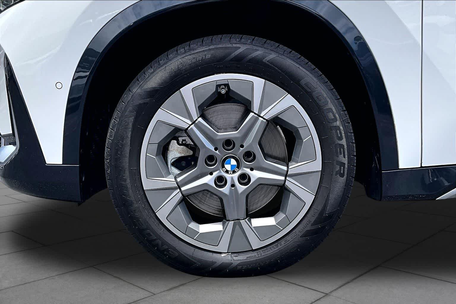 Certified Used 2023 Alpine White BMW xDrive28i image 11