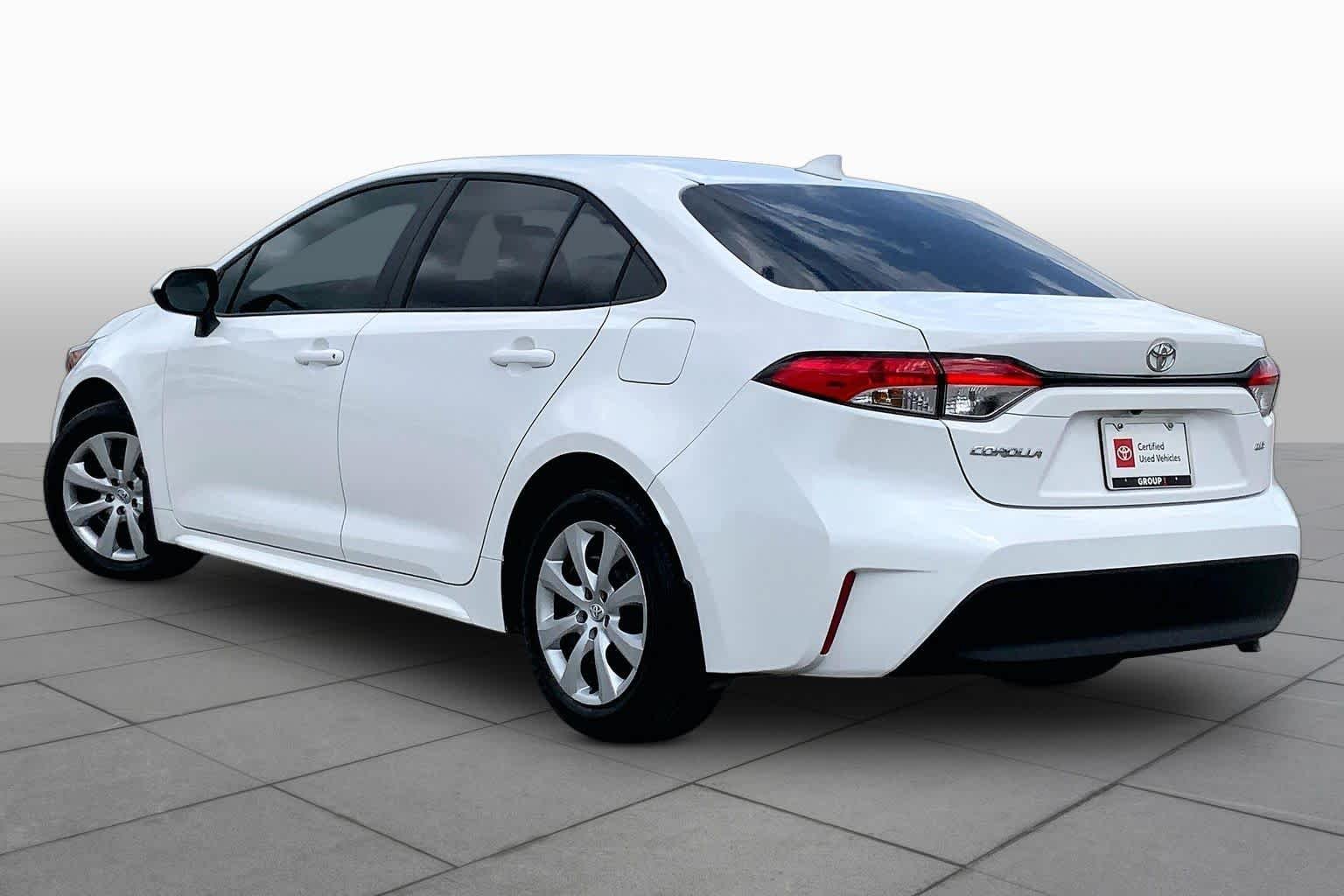 Used 2026 Ice Cap Toyota LE image 12