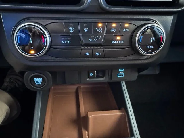 Certified Used 2022 Oxford White Ford Lariat image 20