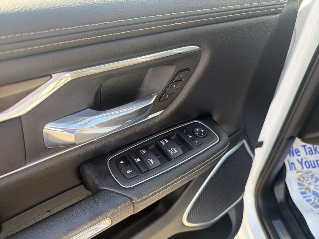 Used 2022 White Ram Laramie image 10