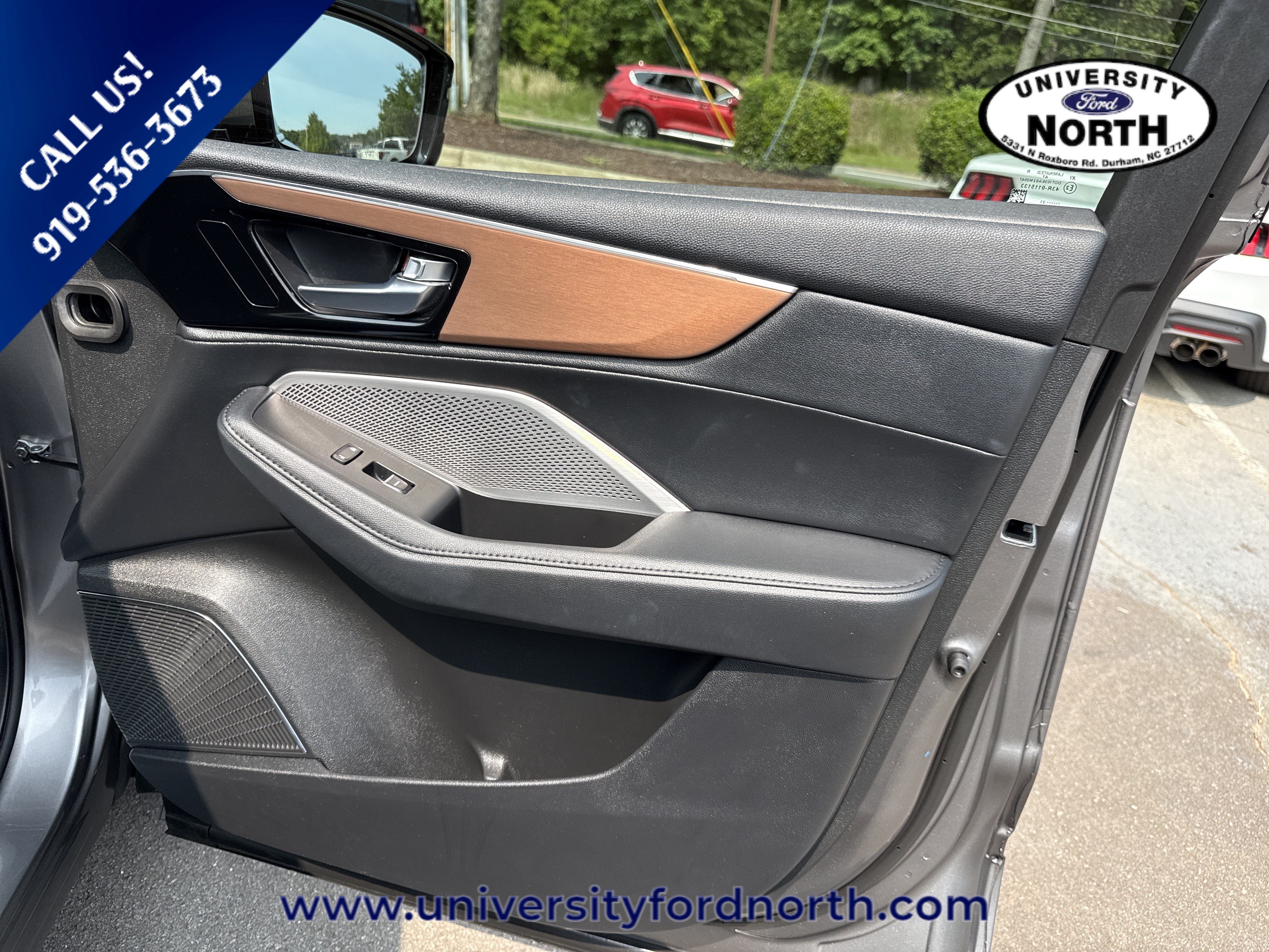 Used 2022 Liquid Carbon Metallic Acura 3.5L image 34