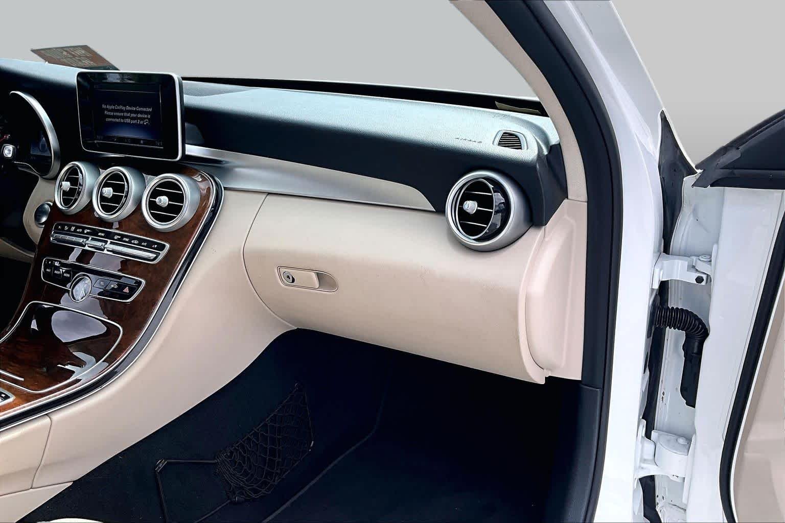 Used 2018 Polar White Mercedes-Benz C 300 image 18