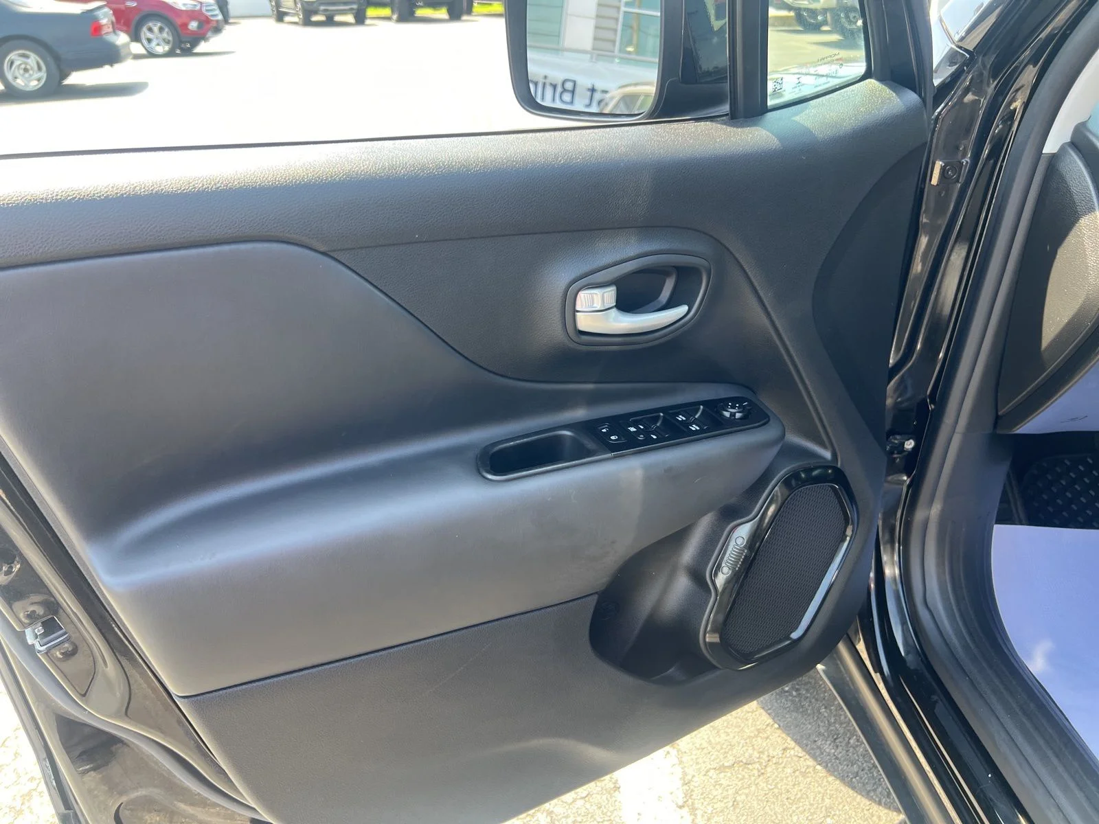 Used 2023 Black Clearcoat Jeep Altitude image 24