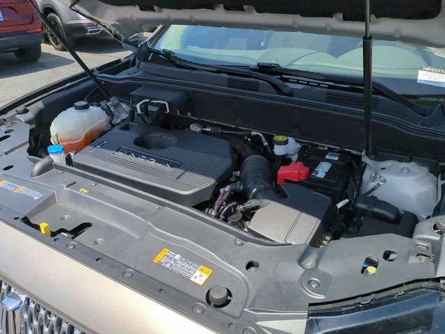 Used 2019 Brown Lincoln Select image 25