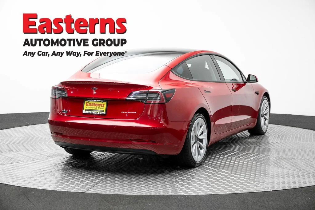 Used 2021 Red Tesla Long Range image 5