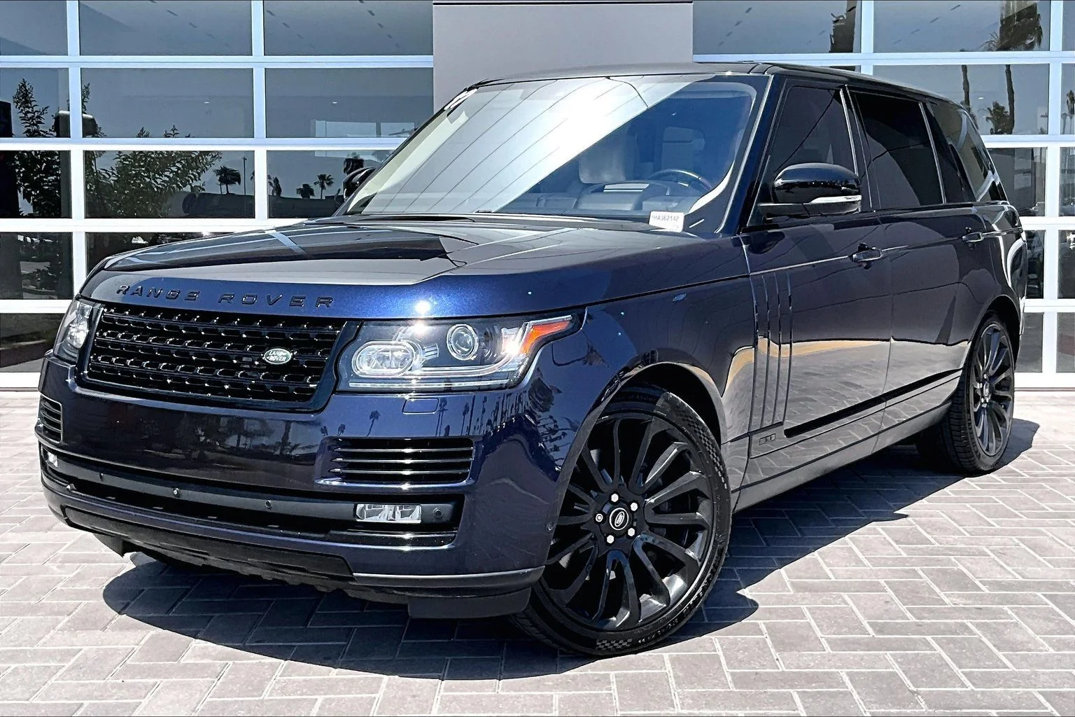 2017 Land Rover Range Rover 5.0 Autobiography Long Wheelbase's photo