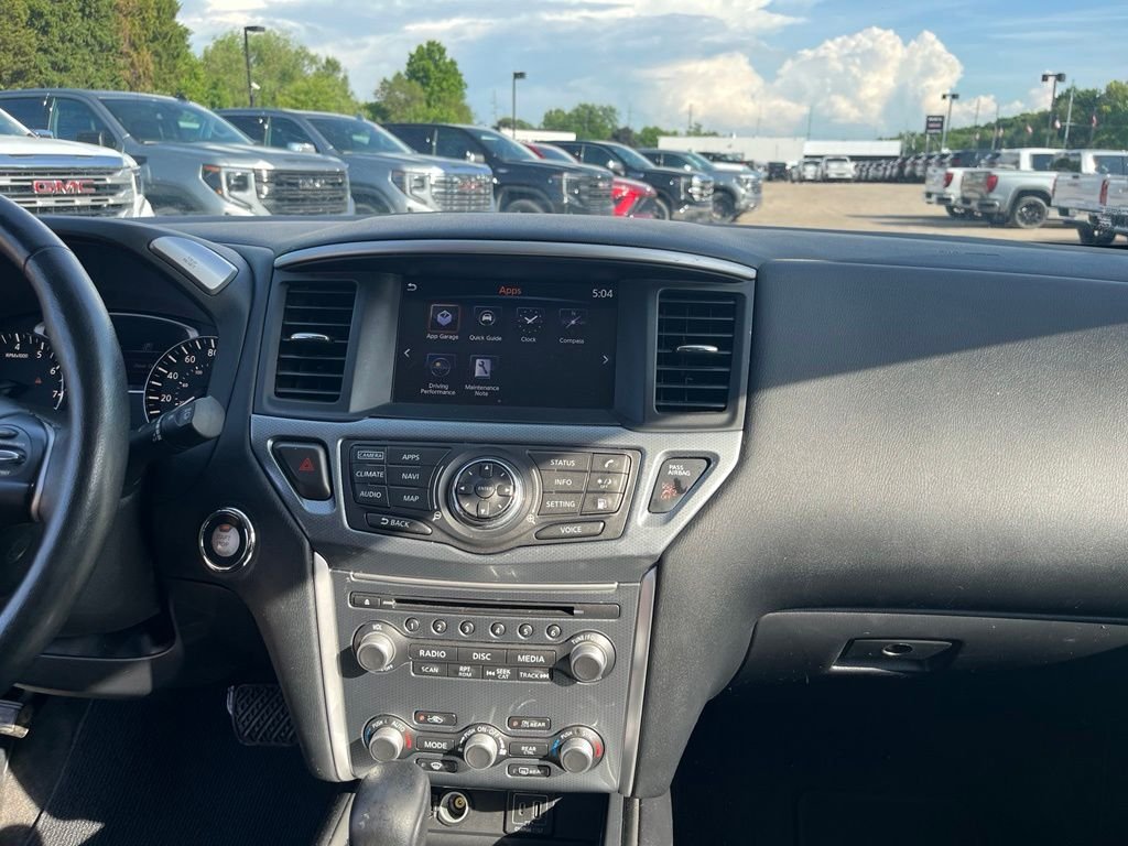 Used 2020 Brilliant Silver Metallic Nissan SL image 23