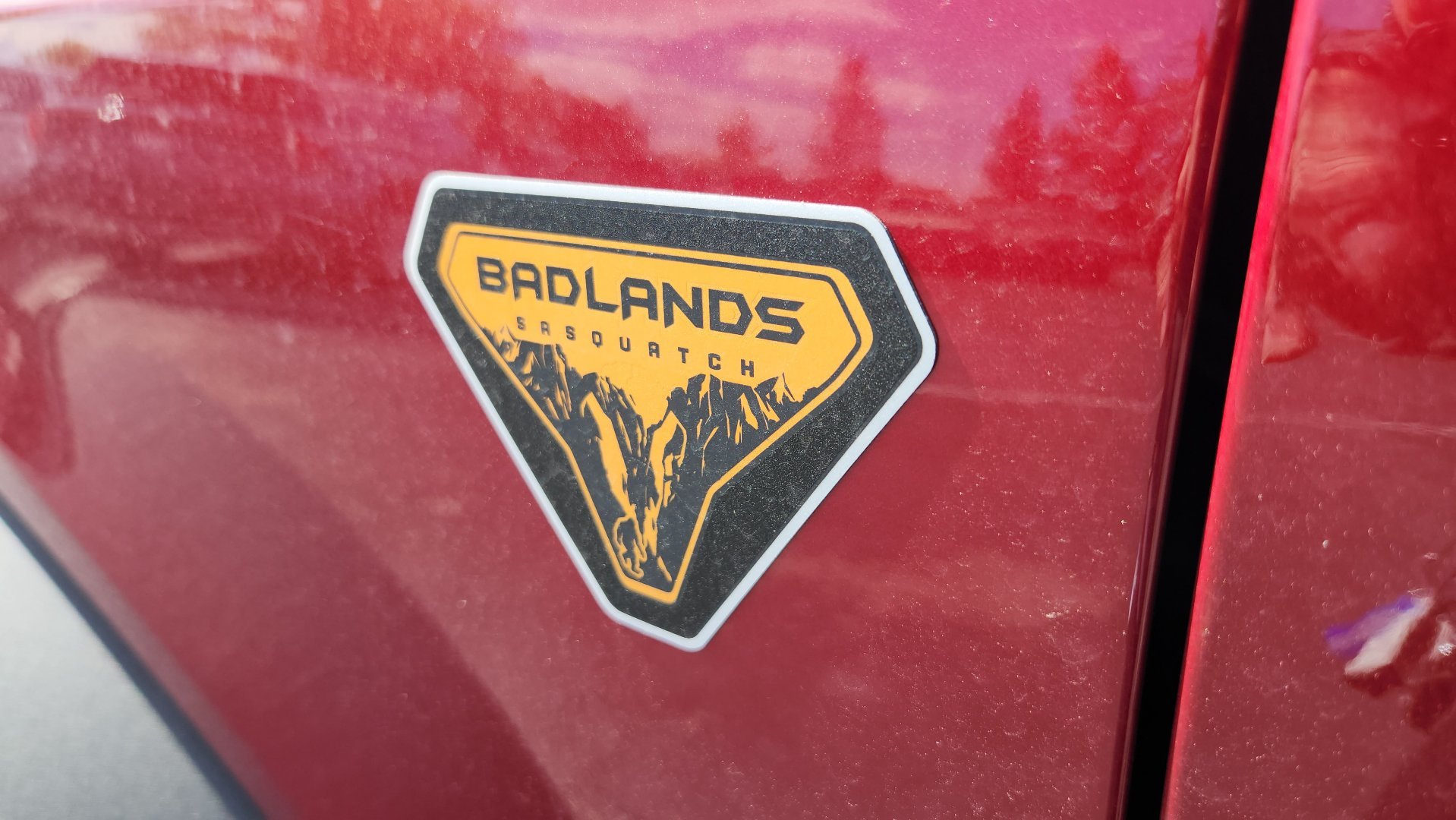 New 2026 Ruby Red Metallic Tinted Clearcoat Ford Badlands image 10