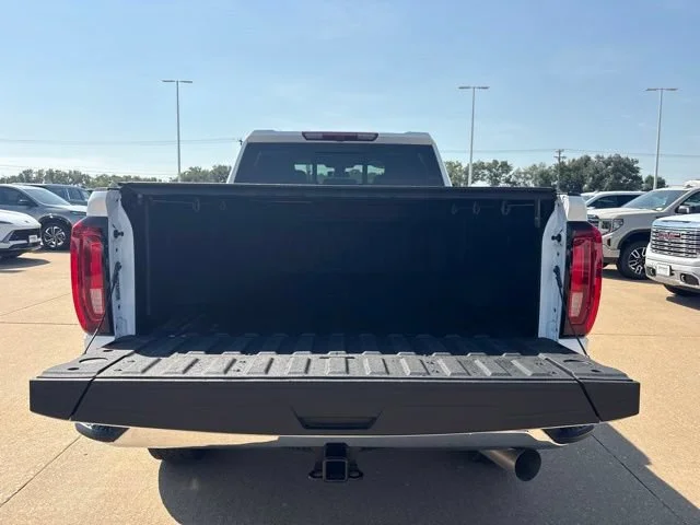 Used 2023 SUMMIT WHITE GMC SLT image 5