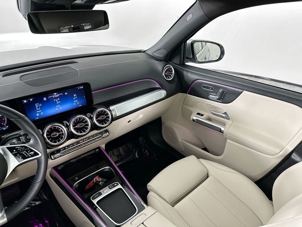 Used 2026  Mercedes-Benz GLB 250 image 22