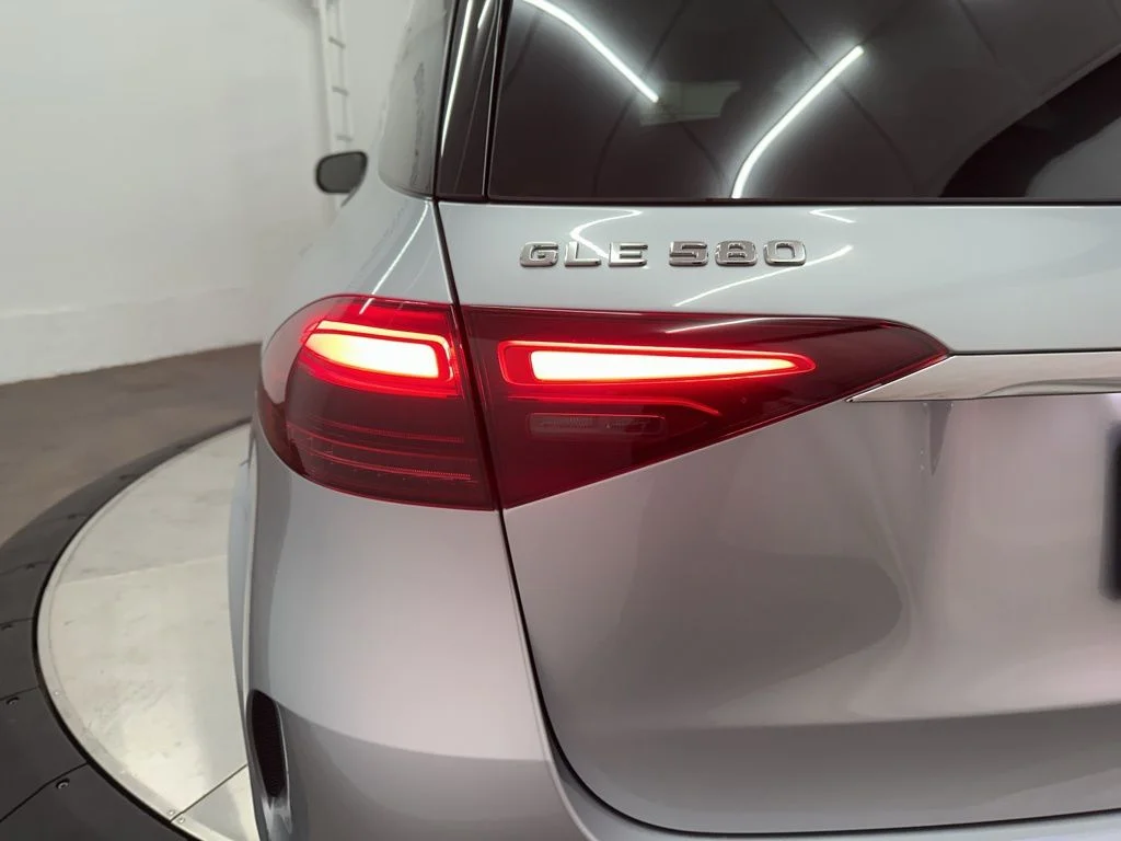 New 2026 Silver Mercedes-Benz GLE 580 image 29