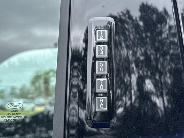 New 2026 Avalanche Ford XLT image 8