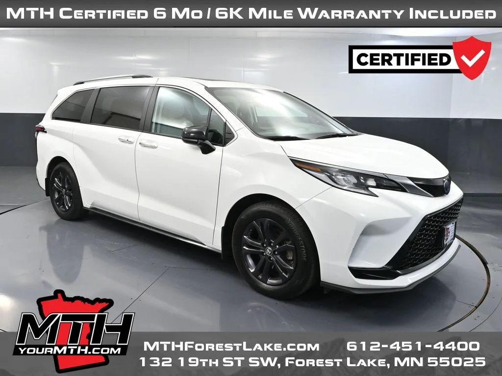 2024 Toyota Sienna's photo