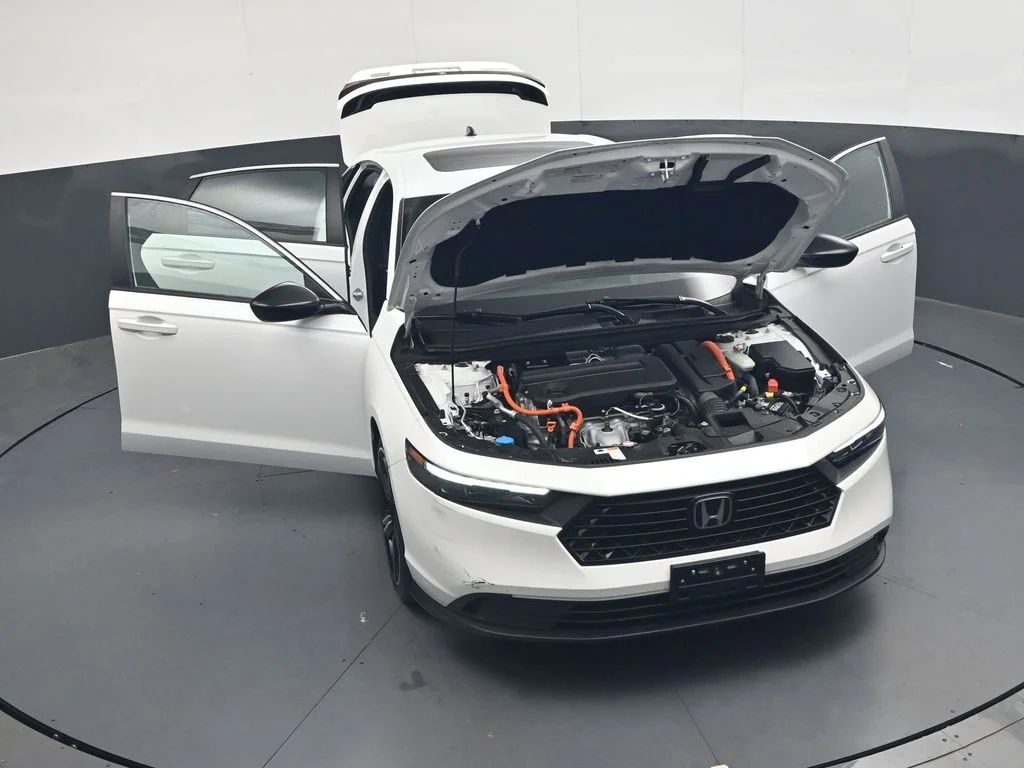 Used 2024 Platinum White Pearl Honda Sport image 50