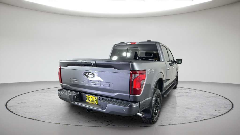 New 2026 Carbonized Gray Metallic Ford XLT image 8
