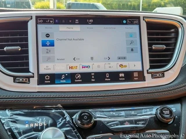 2026 Chrysler Pacifica Pinnacle - Photo 22
