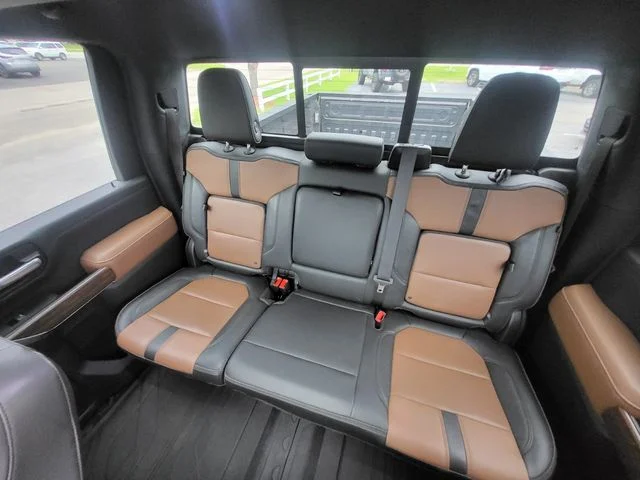 Used 2020 Black Chevrolet High Country image 12