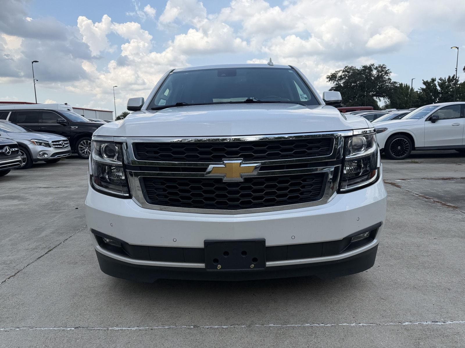 Used 2020 Iridescent Pearl Tricoat Chevrolet LT image 1